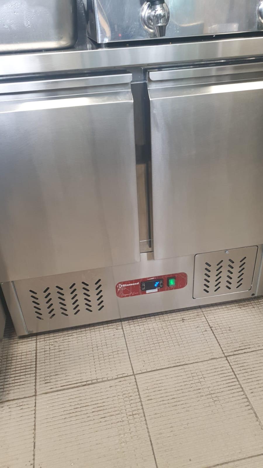 Meubles Table basse + réfrigérateur de 130l neufs et occasions au